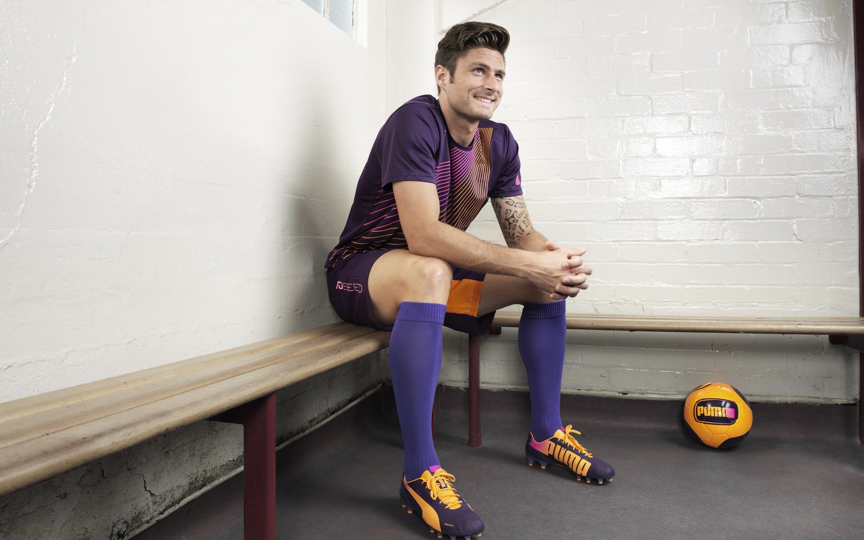 爱游戏下载-流行街舞PK赛，热火朝天的舞台竞夺，街舞 流行舞